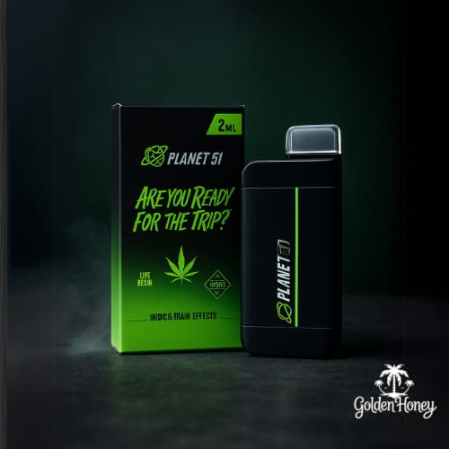 Planet51 2ML device with packaging, featuring a sleek design and tagline 'Are you Ready for the Trip?'.