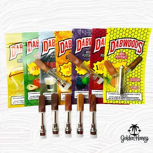 DabWoods Cartuchos de 1ML en varios sabores con cartuchos en primer plano sobre fondo claro.