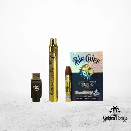 Kit Destilado THC Importado Americano con batería, cargador y cartucho Big Chief, elegante y potente.