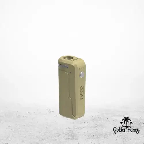Yocan UNI batería de vapeo en color verde oliva con diseño robusto y moderno sobre fondo blanco.
